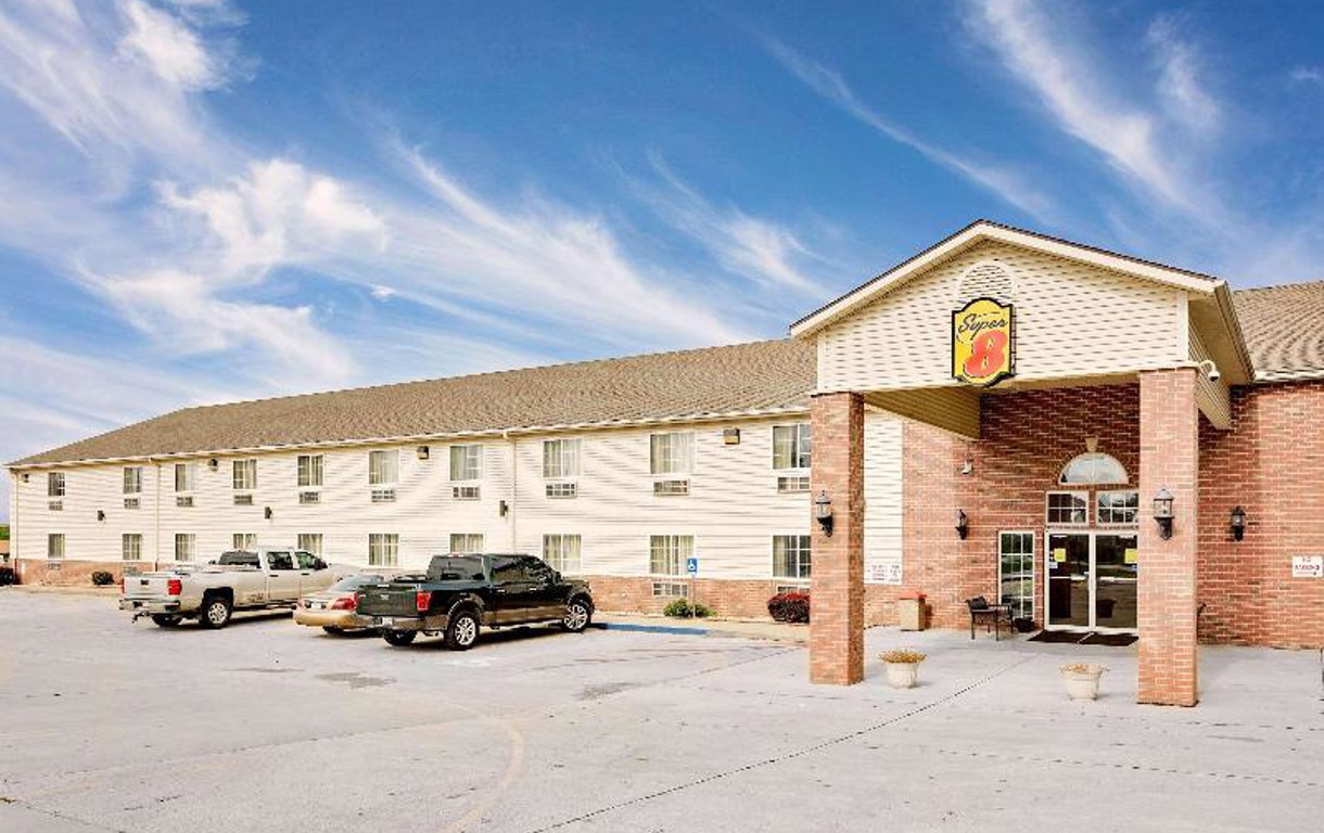 Hotell Super Wyndham Mound City Kansas City USA Sembo