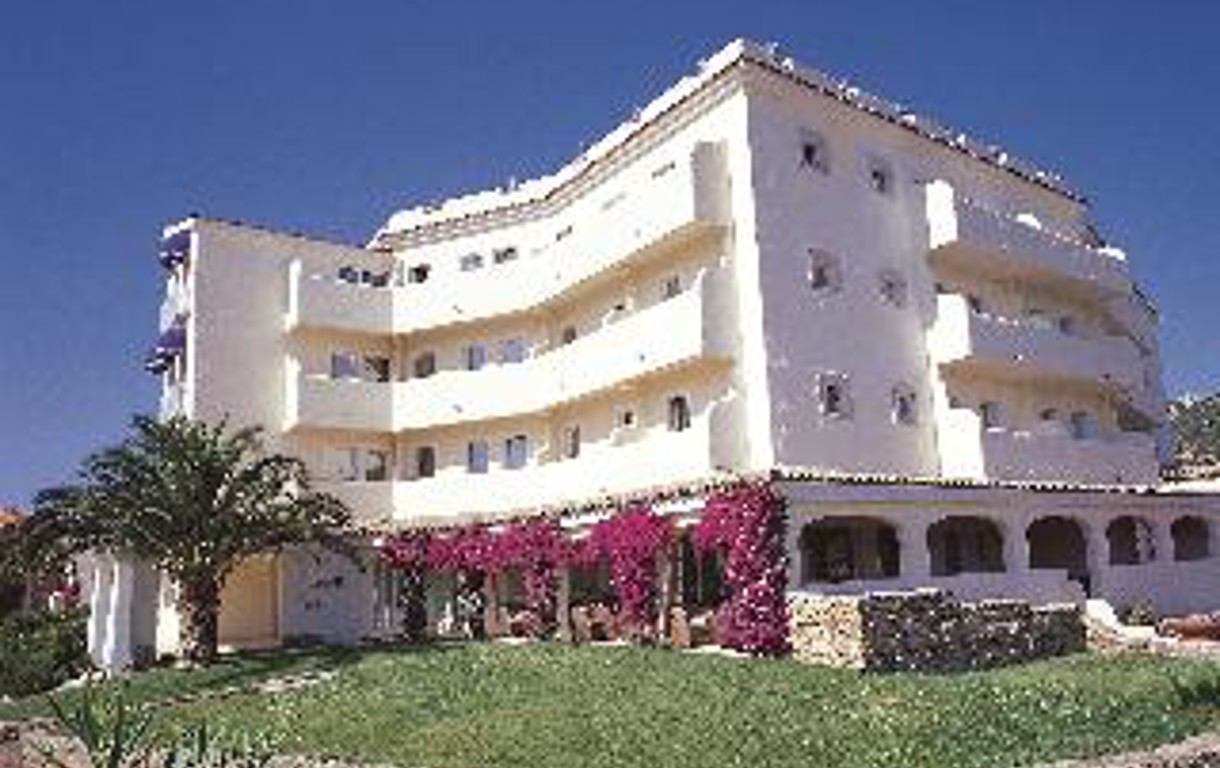 AHR Baja Hotel &amp; Spa