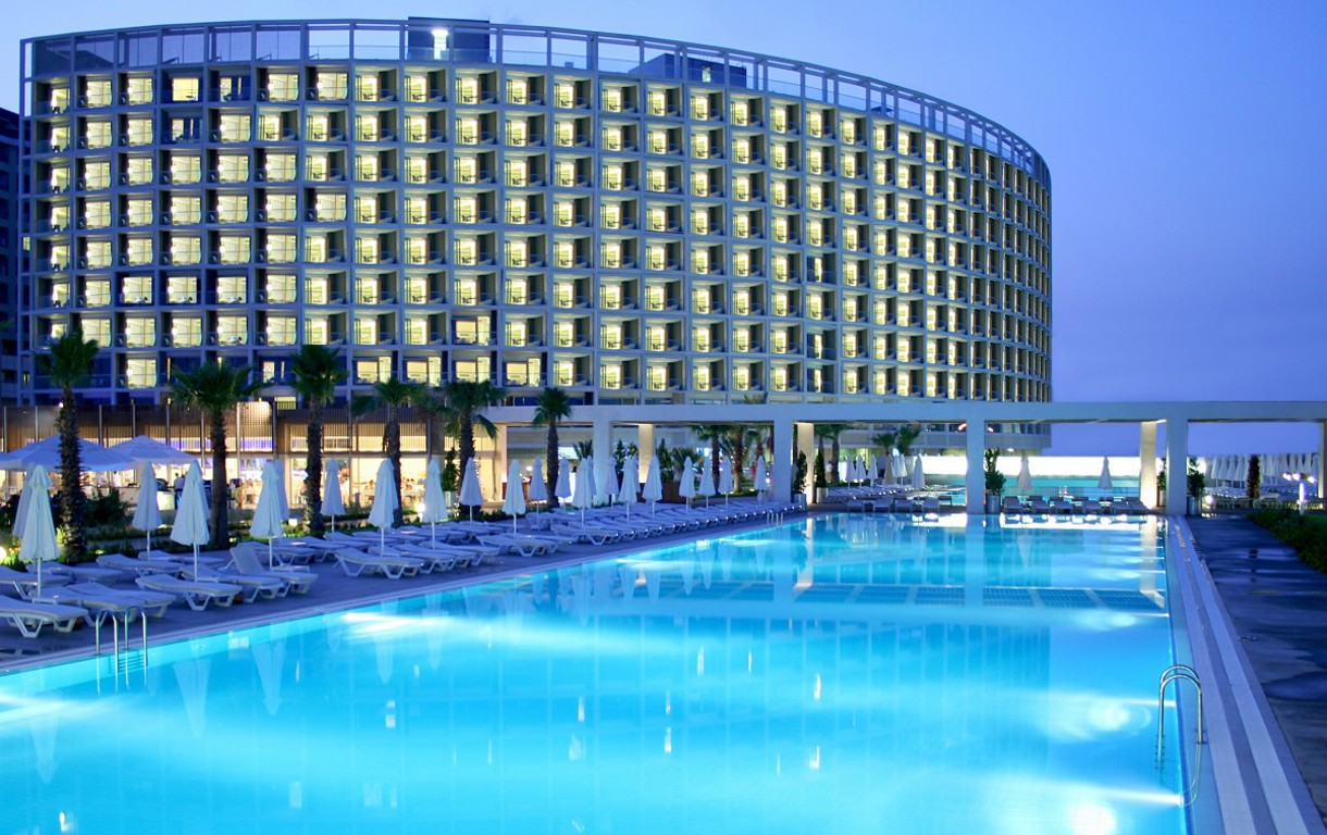 Crystal Centro Resort Hotel