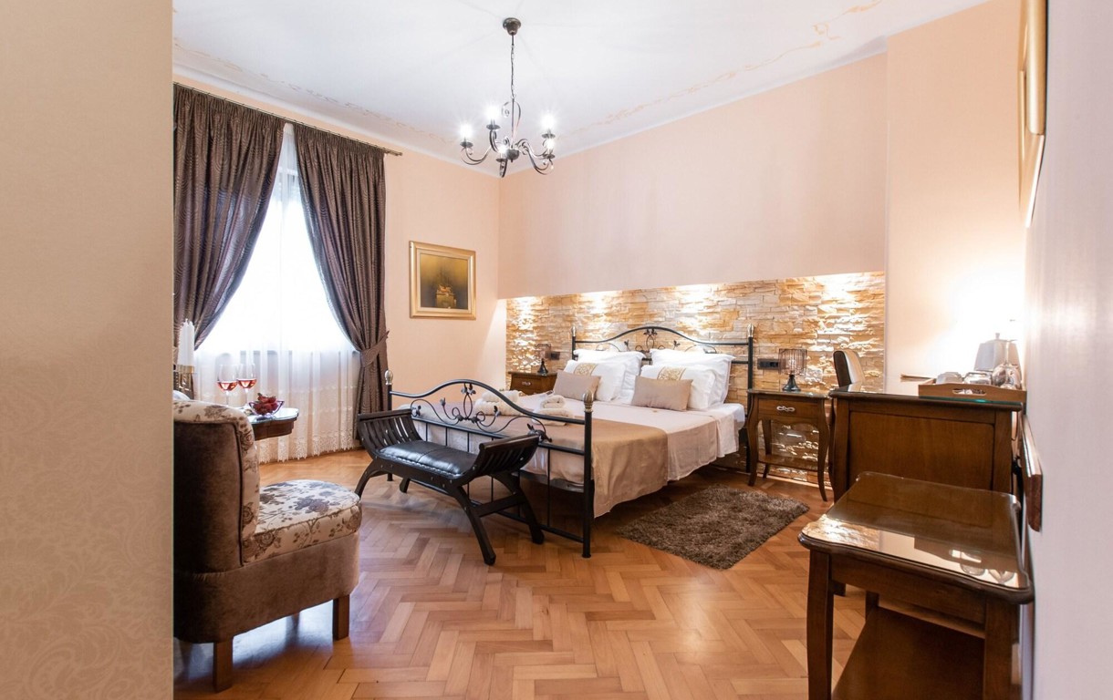 Unique Luxury Rooms