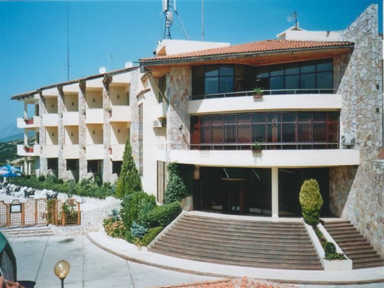 Chateau Linza Resort Hotel