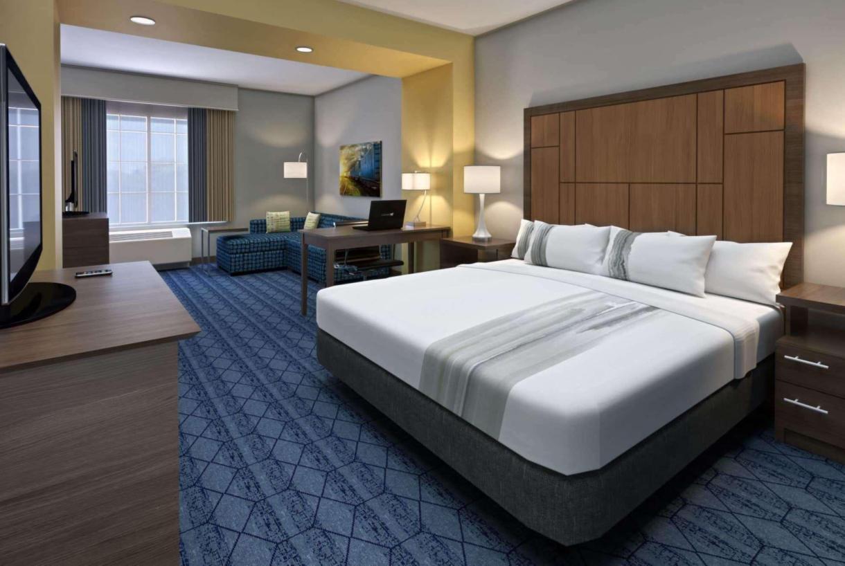 La Quinta Inn and Suites by Wyndham Round Rock East