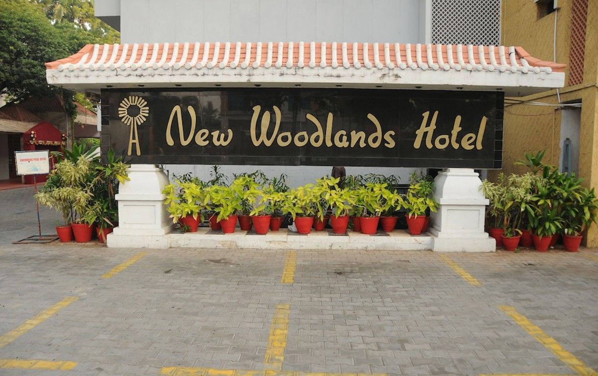 New Woodlands Hotel