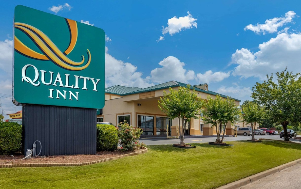 Quality Inn Auburn Campus Area I-85