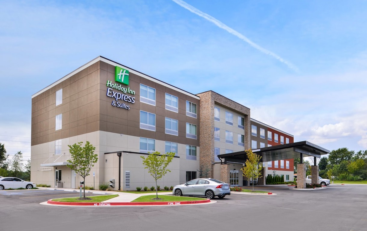 Holiday Inn Express & Suites Siloam Springs, an IHG Hotel