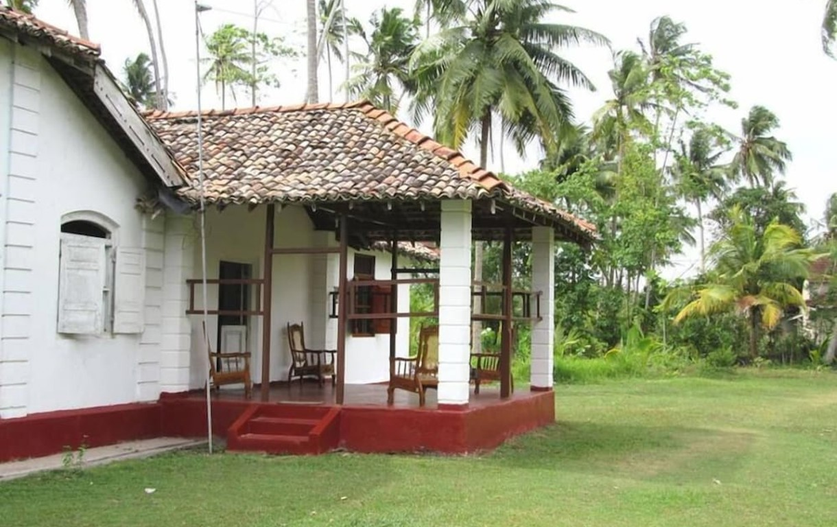 The Colonial Villa