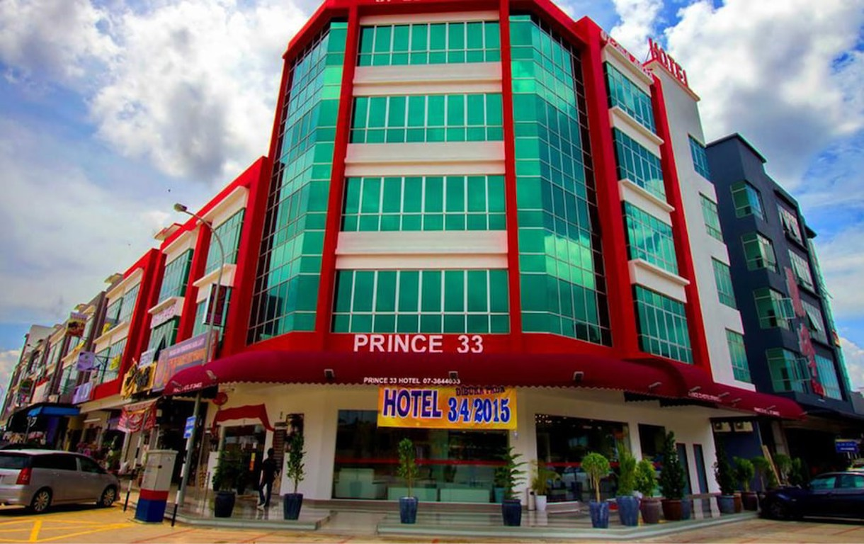 Prince 33 Hotel