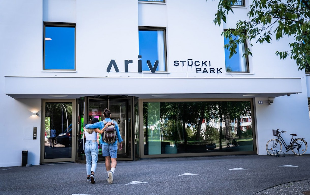 Ariv Apartments + Spaces – self check in