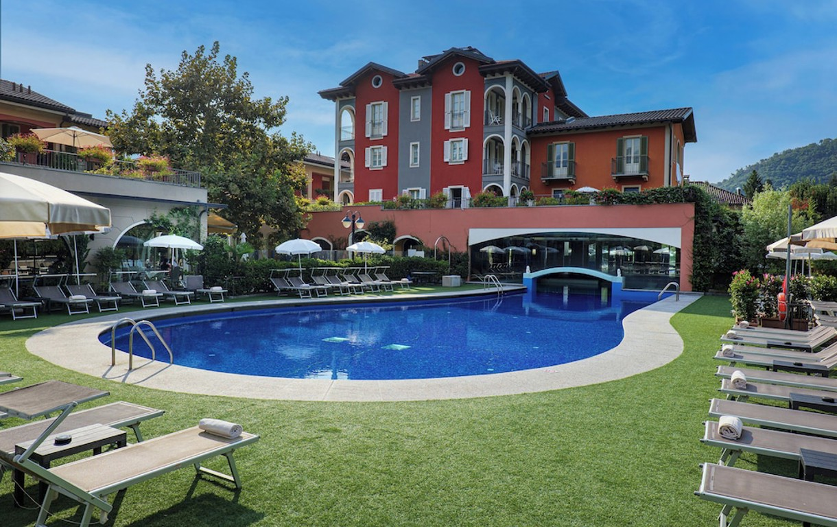 Aquazzurra Resort & Aparthotel