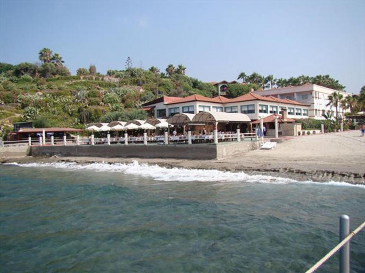 Club Tropical Beach